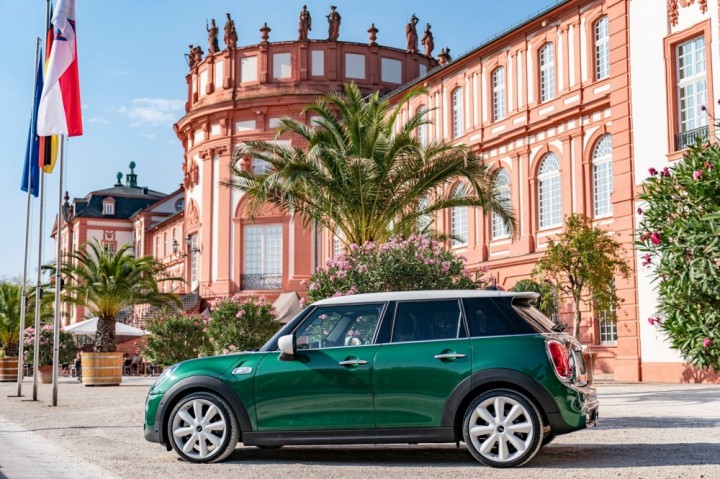 MINI 5 Door - 11